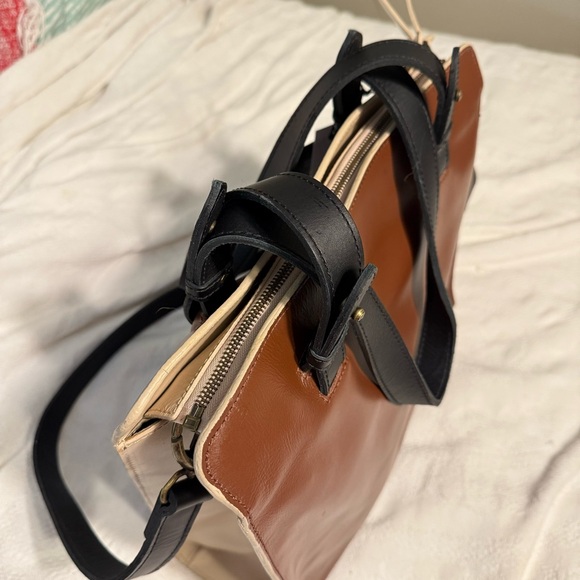 NWT Able Axum Genuine Leather Color Block Zip Top Convertible Crossbody Bag Tote - Picture 10 of 10